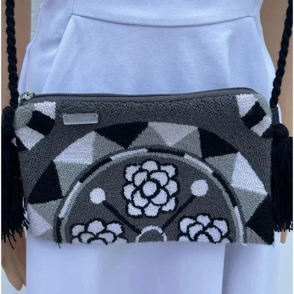 Wayuu Tendencia Womens Handmade Long Strap Clutch Wallet Gray Sz 6.5"x10" - Picture 9 of 9